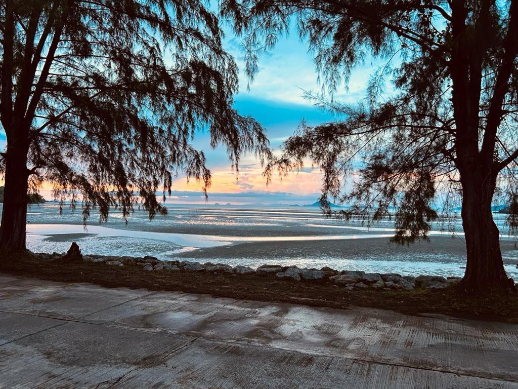 Neverland Beach Village Bungalows Koh Lanta Luaran gambar